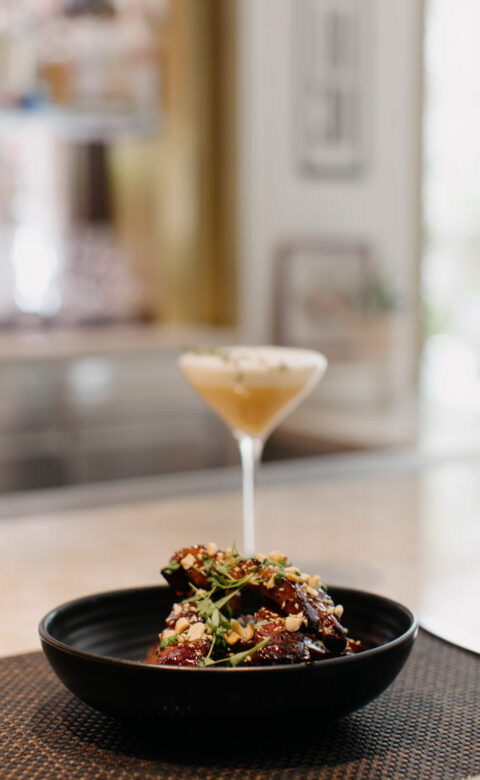 bbq sticky ribs with cocktail